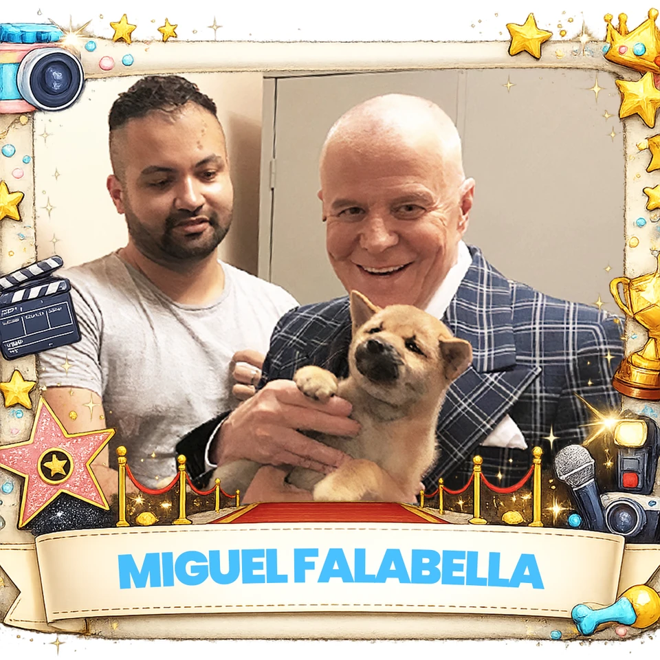 Foto de cliente famoso com seu pet — acervo Eu Quero Um Filhote